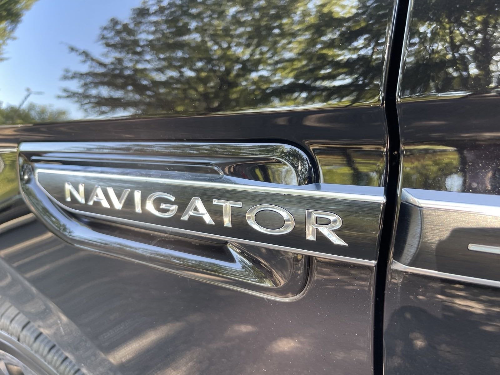 2020 Lincoln Navigator Base